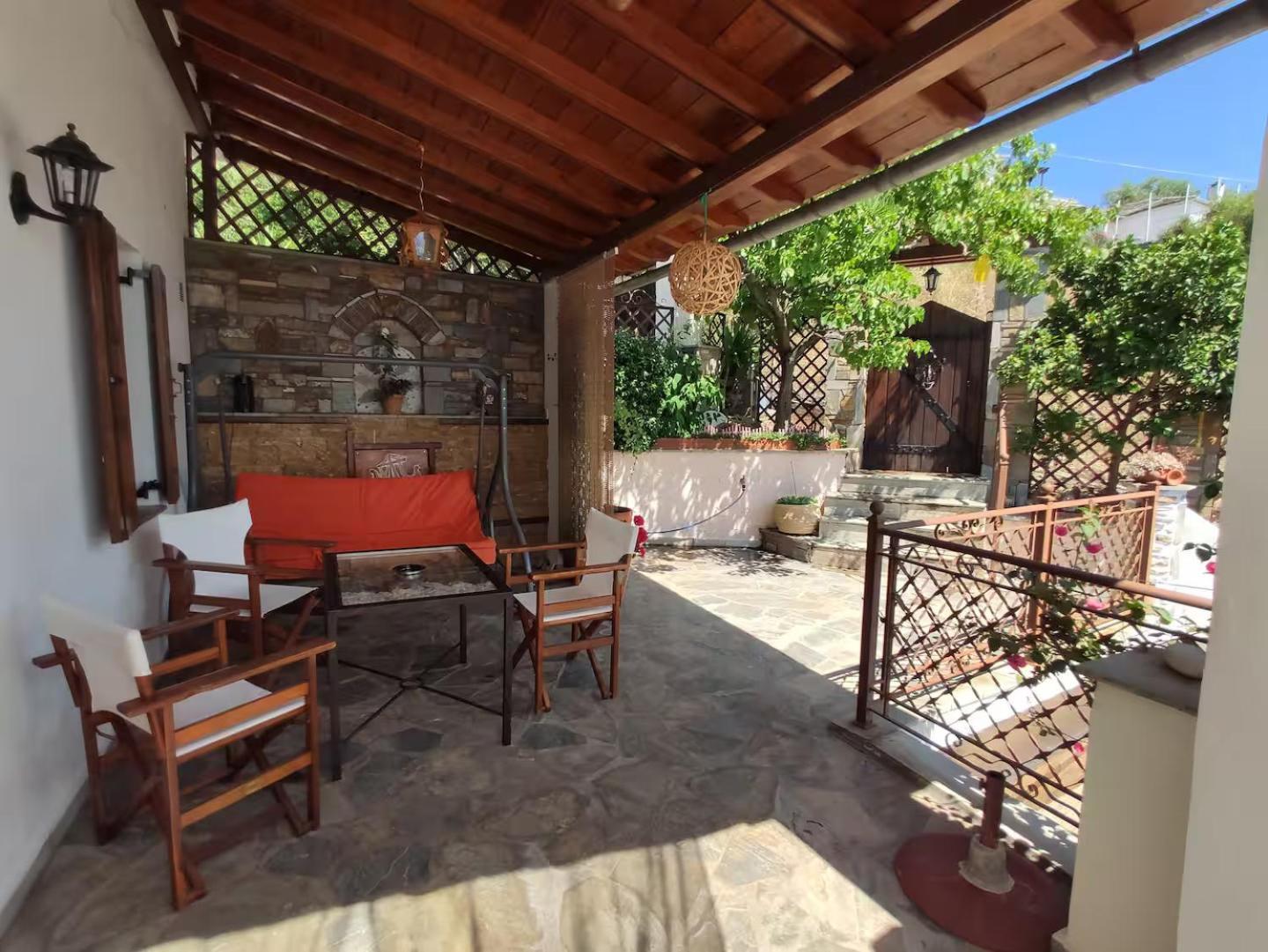 The Pagasetic Balcony - Magestic Sea Cottage Волос Екстер'єр фото
