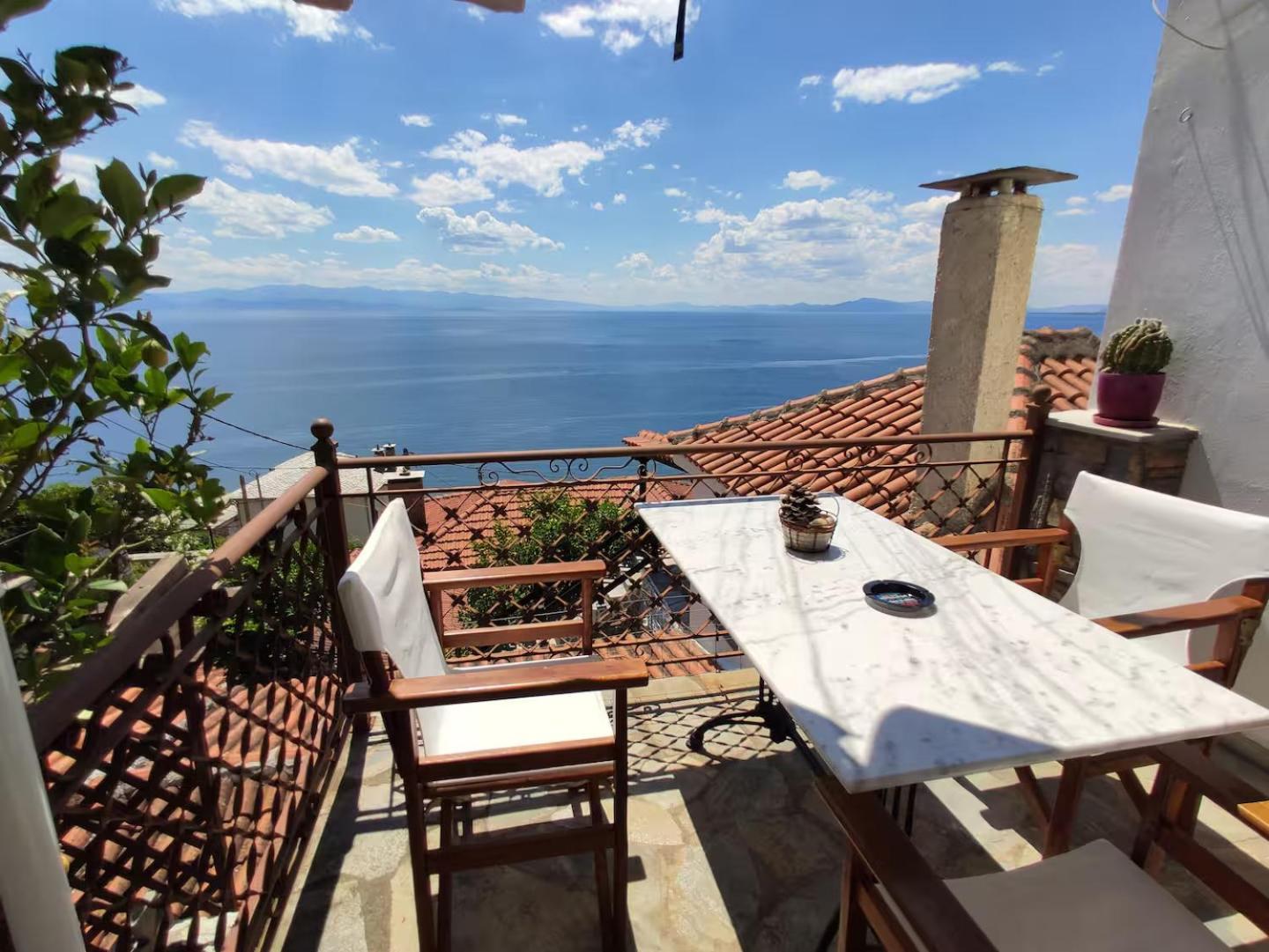 The Pagasetic Balcony - Magestic Sea Cottage Волос Екстер'єр фото